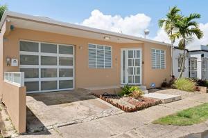 Το κτήριο όπου στεγάζεται  η παραθεριστική κατοικία