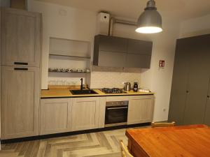 Cucina o angolo cottura di Il Rifugio del Borgo