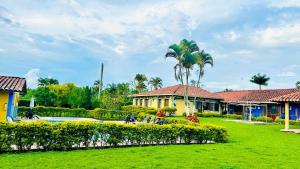 Κήπος έξω από το Hotel Campestre Villa Nazareth