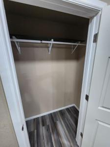 Foto de la galeria de Entire Basement with private Entrance within walking distance from the Gaylord hotel a Aurora