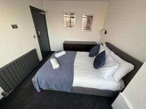 Gallery image of Large 9BR house - central location in Wisbech