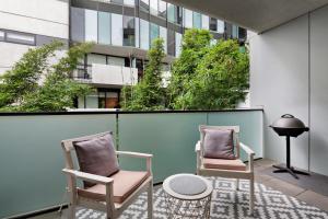 Modern Quiet 1 & 2 Bed Apt Opposite Albert Park 휴식 공간