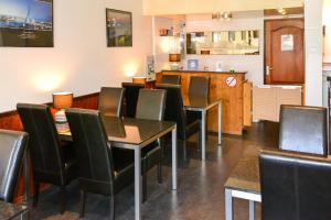 Posezení v ubytování Hotel Bienvenue + 24 fotografií