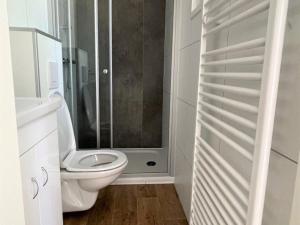 Fotografie z fotogalerie ubytování Chalet in Valthe near Emmen Zoo v destinaci Beekbergen