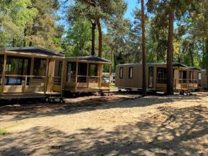 Gambar di galeri bagi Chalet in Netherlands near Cycling Trails di Beekbergen