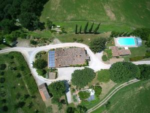 Bazén v ubytovaní Exquisite Villa in San Venanzo with Private Pool alebo v jeho blízkosti