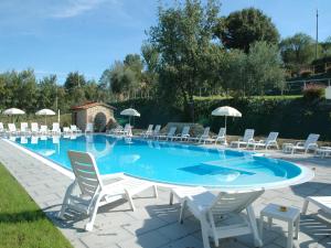 The swimming pool at or close to Air-conditioned flat with pool and wellness area