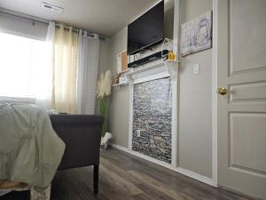 Gallery image of spare private luxury room in Pasco