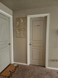Gallery image of spare private luxury room in Pasco