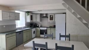 Φωτογραφία από το άλμπουμ του Grange Périgourdine - Piscine Privative σε Saint-Félix-de-Reillac-et-Mortemart +11 φωτογραφίες