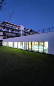 Tòa nhà nơi căn hộ tọa lạc