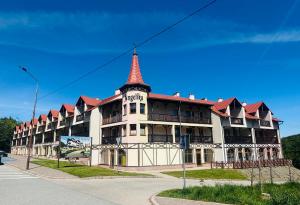 Budynek, w którym mieści się apartament