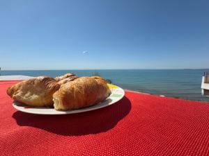 Afbeelding uit fotogalerij van Golden Tide Residence in Elenite