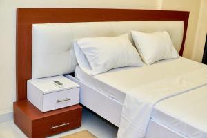 Letto o letti in una camera di The fabulous appt with pool in Virage Yoff Dakar