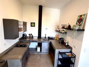 Kuchyň nebo kuchyňský kout v ubytování Baum Loft San Fernando 402