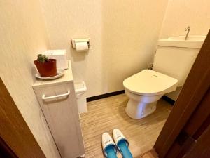 Baðherbergi á 貸別荘はこぶね