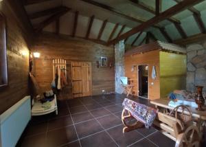 Gambar di galeri bagi Village House Gracac di Ðurovići