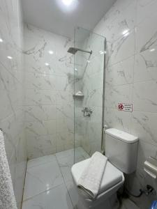 Un baño de Prince Of Pyramids View Inn