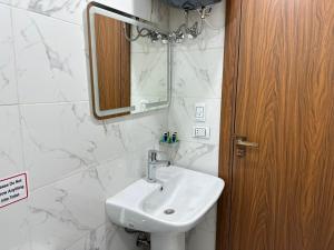 Un baño de Prince Of Pyramids View Inn