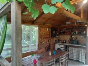 صورة لـ Tiny houses Genacvale في مارتيفيلي