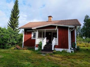 Hoone, kus puhkemaja asub