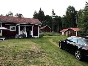 Hoone, kus puhkemaja asub