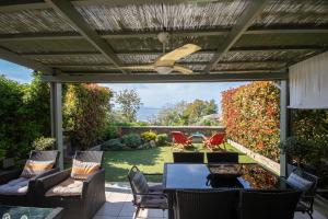 Posedenie v ubytovaní HIsun 4 Seasons Seaside Luxurious Maisonette