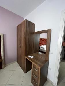 Postel nebo postele na pokoji v ubytování Apartamente Antoni Shengjin