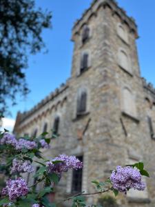 Fotografia z galérie ubytovania CASA LA TORRE un castello alle porte di Firenze vo Florencii