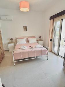 Fotografie z fotogalerie ubytování Maria's Town House with private parking v destinaci Skiathos