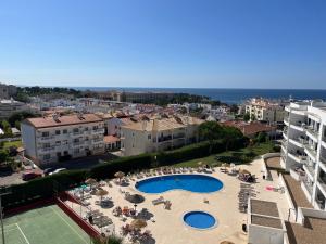 an aerial view of a resort with a swimming pool at Appartement Vista das ondas in Olhos de Água