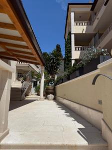 Balkón nebo terasa v ubytování Apartments Villa Dinka