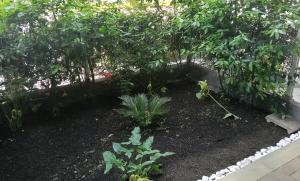 A garden outside Appartamento La Bonifica