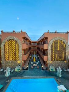 Bazén v ubytování Sunset Luxury Dahab nebo v jeho okolí