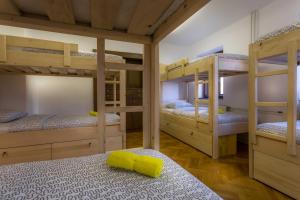 Gallery image of 1A Adventure Hostel in Lesce
