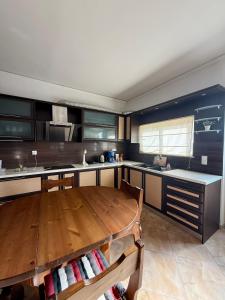 Kuchyň nebo kuchyňský kout v ubytování Serenity house