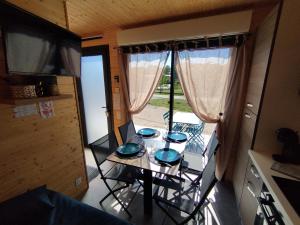 Χώρος καθιστικού στο Le Nid en Bois