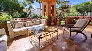 Balkon lub taras w obiekcie Alhambra del Golf - Guadalmina