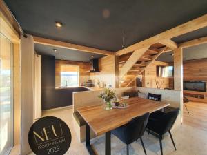 Η κουζίνα ή μικρή κουζίνα στο WerderChalet -- MEER IN SICHT -- Meerblick I Strand 150m I Sauna I eKamin I bis 5 Pers I by "Meyers am Meer" +30 φωτογραφίες