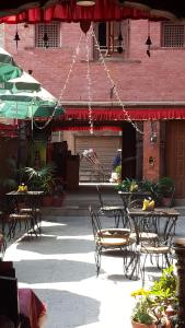 Photo de la galerie de l'établissement World Heritage Hotel and Apartments, à Katmandou