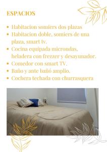 ein Poster eines Schlafzimmers mit einem Bett in der Unterkunft URIBURU 45 in Malargüe + 10 Fotos