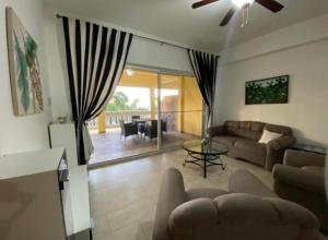Зона вітальні в Spring Garden Mobay Resort