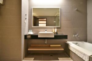 Bagno di Holiday Inn Taoyuan Airport by IHG