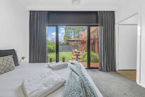 Letto o letti in una camera di Villa Simone - Tranquil Hideaway in the Heart of Echuca