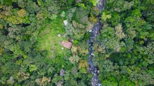 Paisagem natural perto do alojamento de turismo selvagem