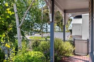 Zahrada ubytování Orontes Cottage - Geelong Rippleside Retreat