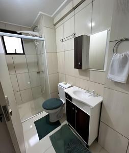 Bilik mandi di Edifício com Ótima localização e Conforto