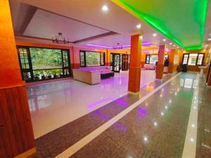 Afbeelding uit fotogalerij van Hotel Traveller Inn & Prathak Restaurant in Bhowāli