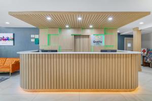 a lobby with a counter in a store at Quality Inn Knoxville West Cedar Bluff in Knoxville