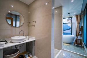 Koupelna v ubytování Gui zhou Wan Feng Lin Eave Boutique Hotel